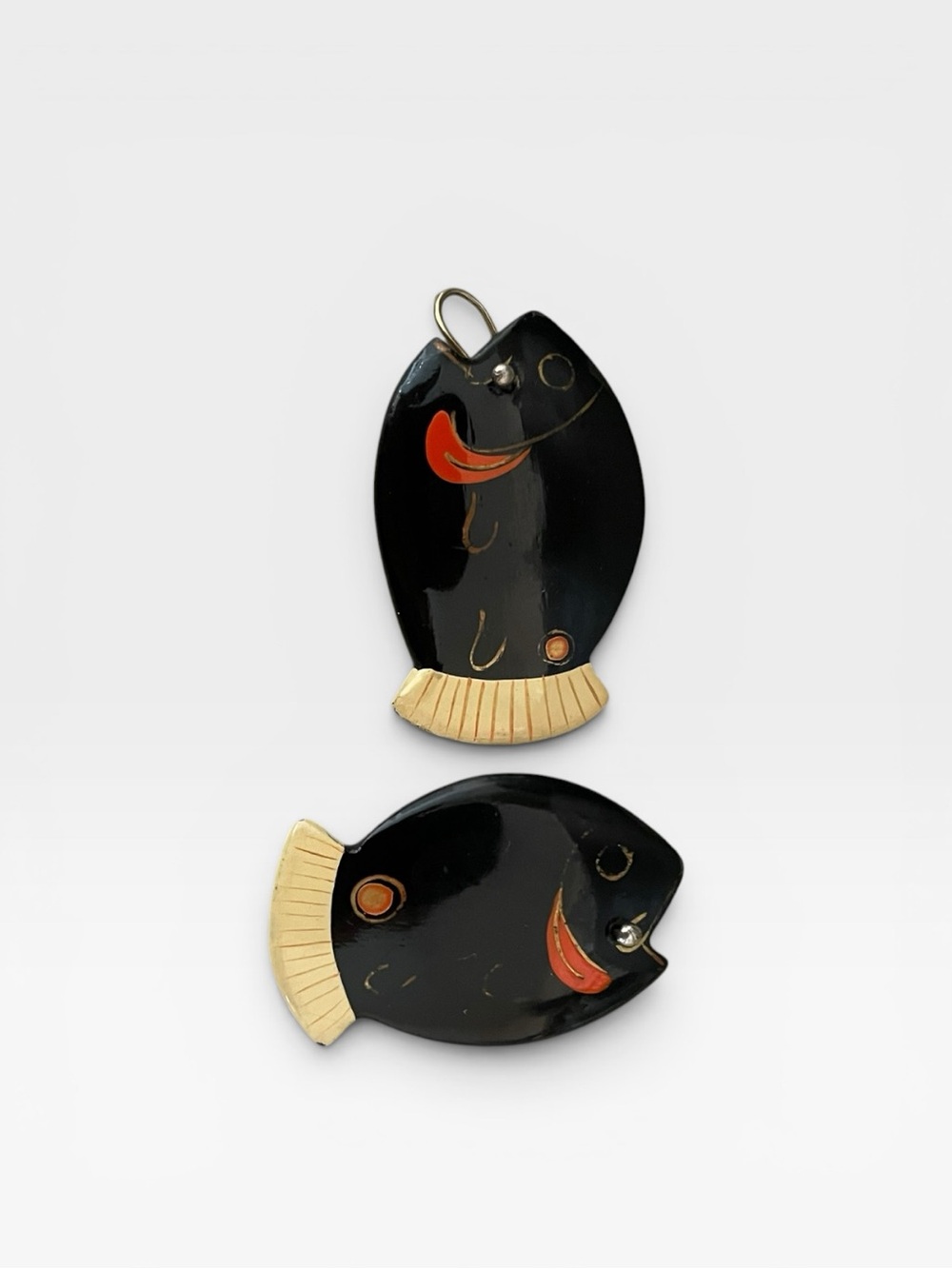 Vintage Handcrafted Wooden Fish Earrings - Picture 5 of 6